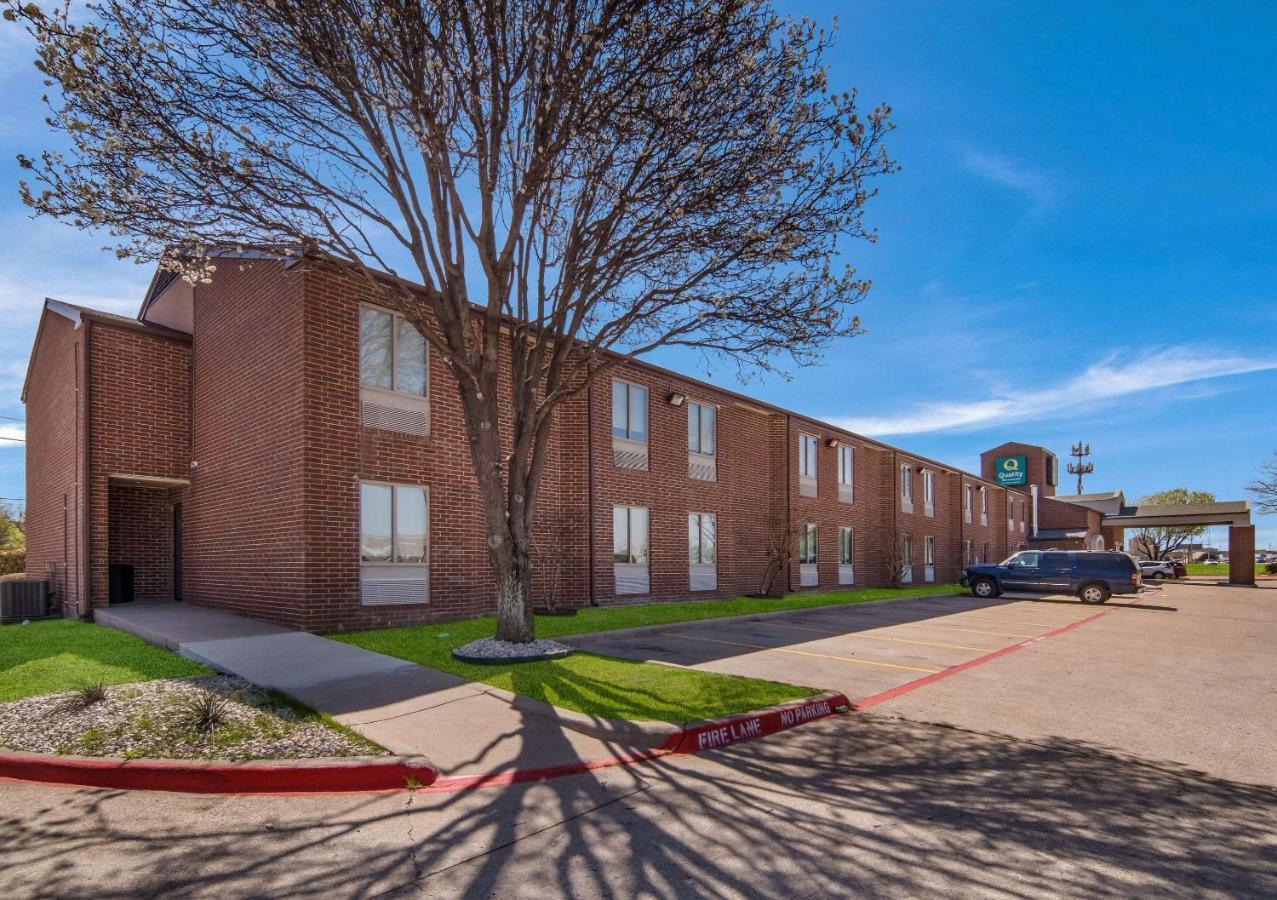 Quality Inn & Suites Richardson-Dallas Bagian luar foto