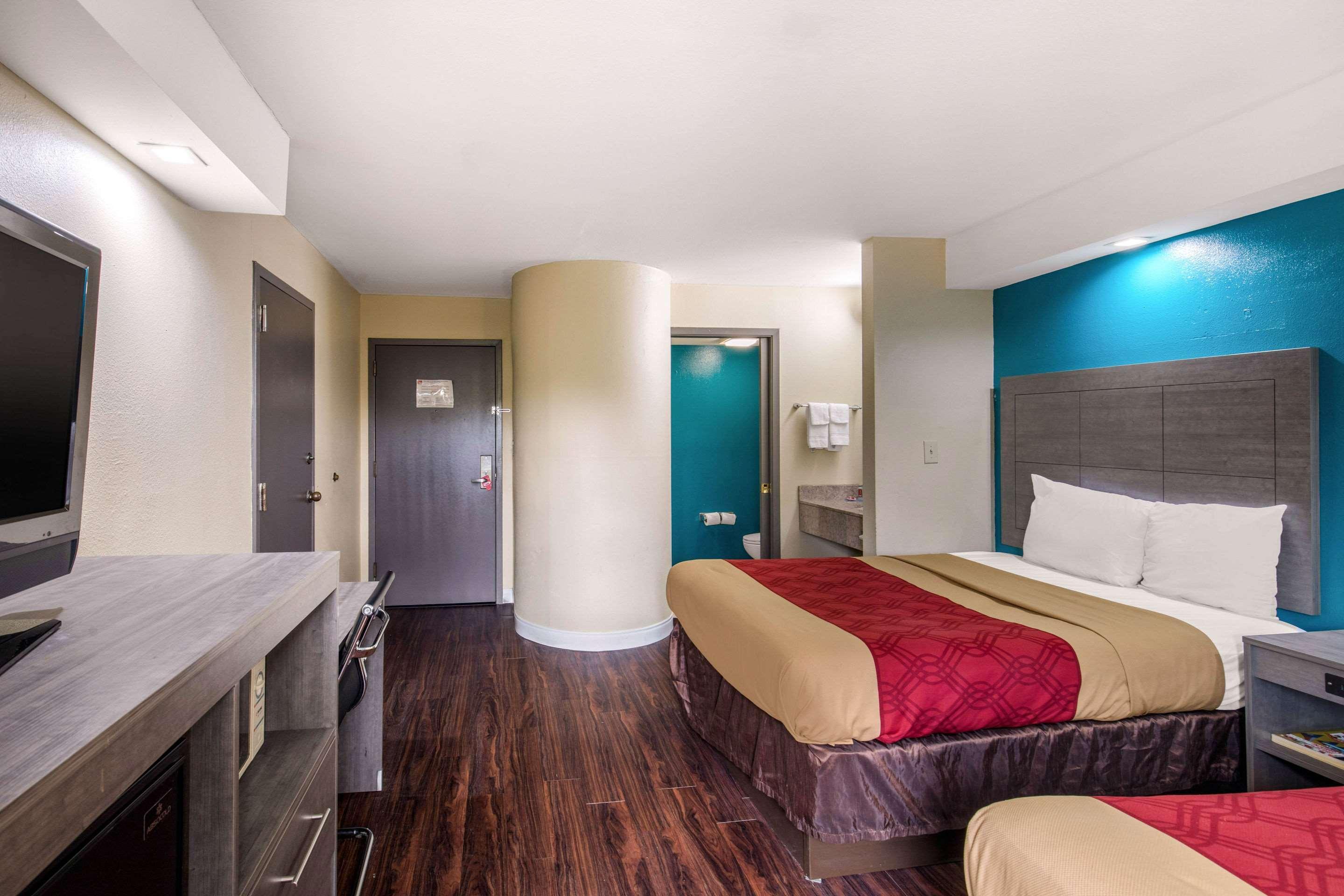 Quality Inn & Suites Richardson-Dallas Bagian luar foto