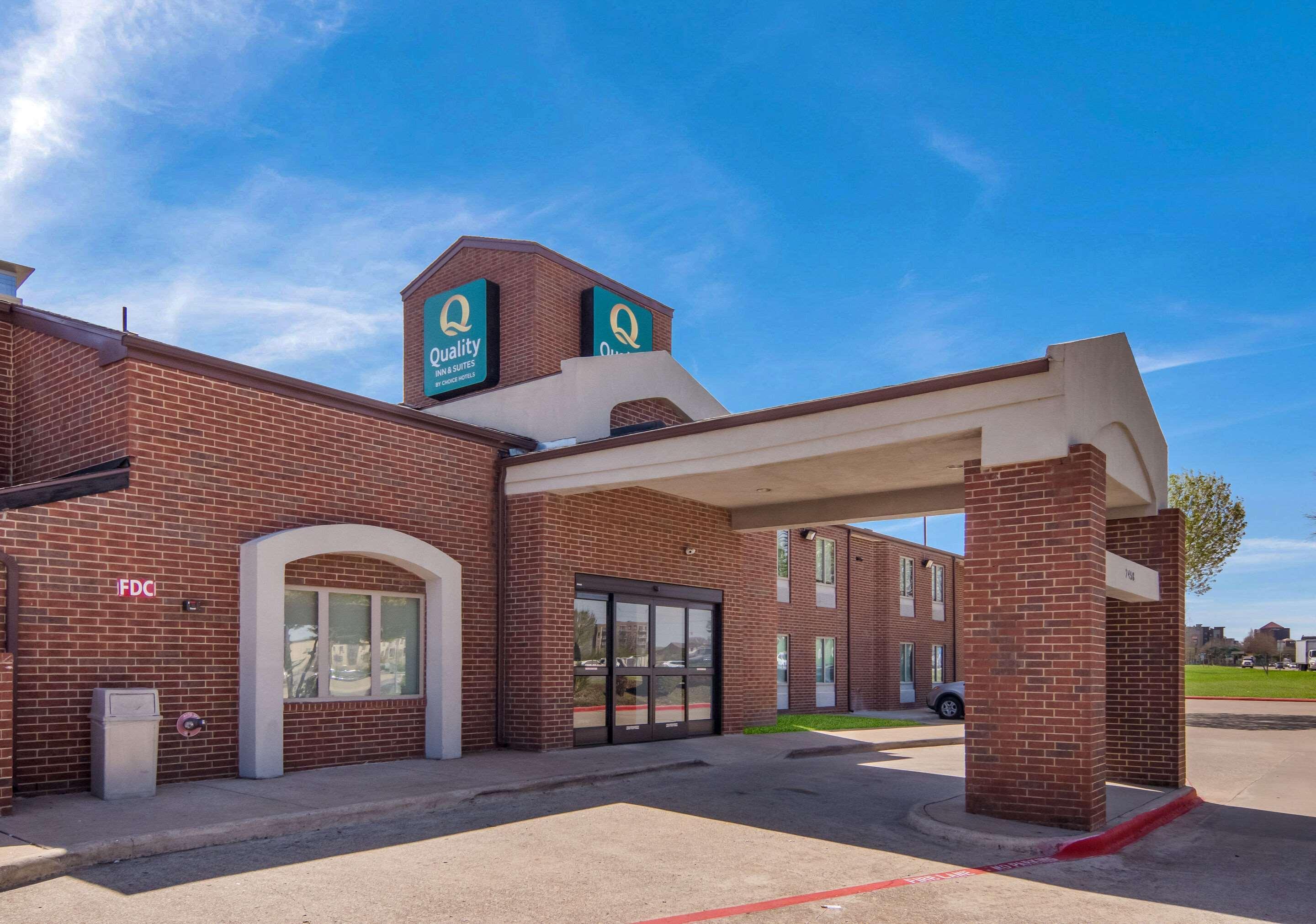 Quality Inn & Suites Richardson-Dallas Bagian luar foto