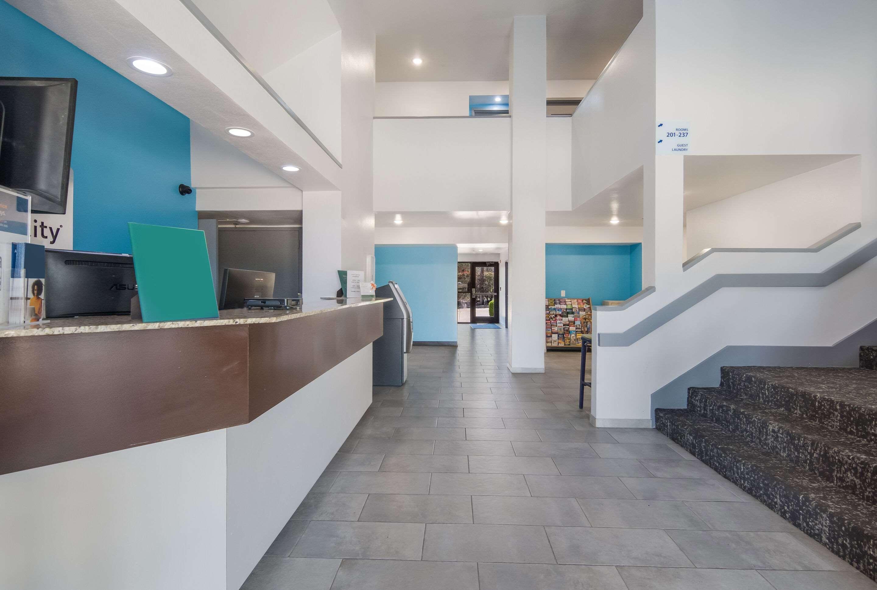 Quality Inn & Suites Richardson-Dallas Bagian luar foto