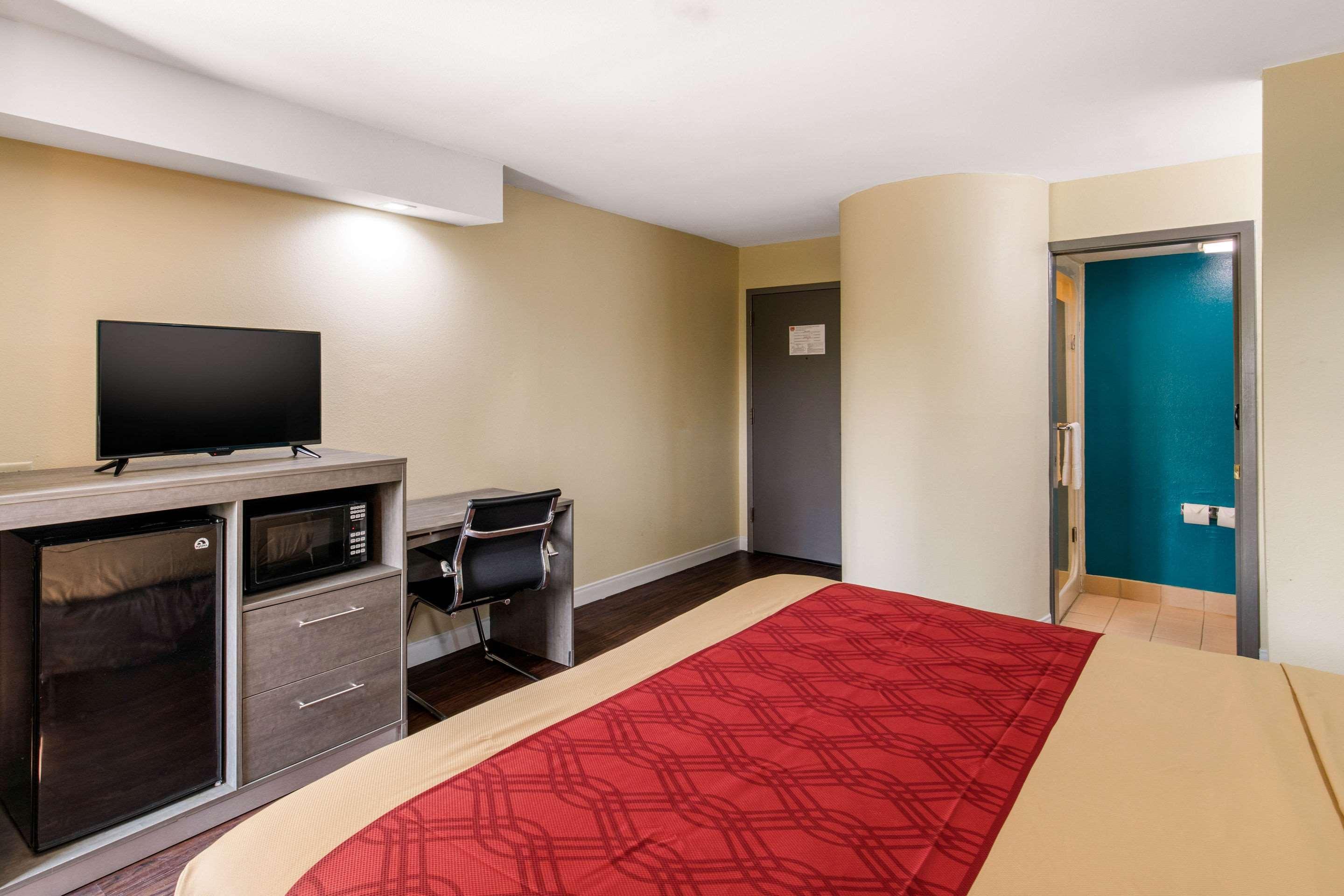 Quality Inn & Suites Richardson-Dallas Bagian luar foto